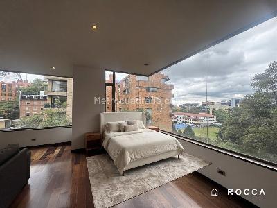 Apartamento de 4 alcobas en venta en La Cabrera, Bogotá, 380 m² · foto 2 de 5