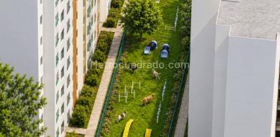 Apartamento de 2 alcobas en venta en Ricaurte, Girardot, 63 m² · foto 2 de 7