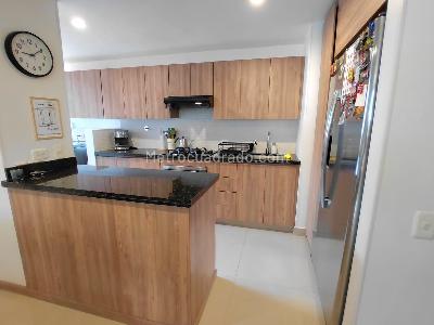 Apartamento en venta en Loma De Las Brujas, Envigado · foto 16 de 18