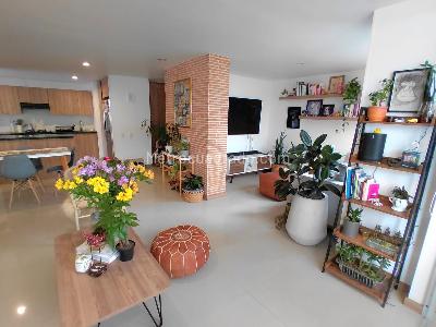 Apartamento en venta en Loma De Las Brujas, Envigado · foto 2 de 18