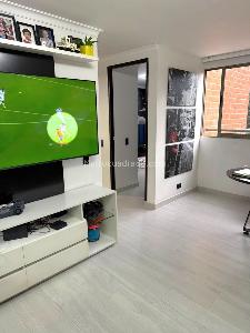 Apartamento en venta en La Castellana, Medellín · foto 6 de 13