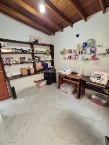 Casa de 5 alcobas en venta en Laureles, Medellín, 212 m² · foto 14 de 19