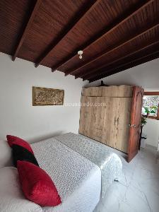 Casa de 5 alcobas en venta en Laureles, Medellín, 212 m² · foto 12 de 19