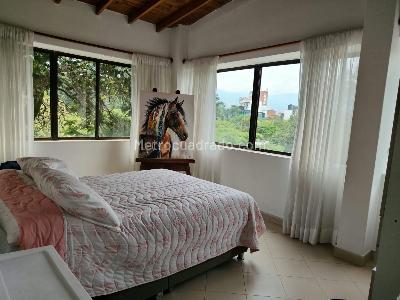Apartamento de 4 alcobas en venta en San Joaquin, Medellín, 103 m² · foto 7 de 15