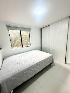 Apartamento en venta en La Almeria, Medellín · foto 10 de 15