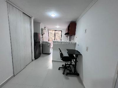 Apartamento en venta en La Almeria, Medellín · foto 12 de 15