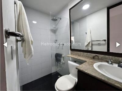 Apartamento en venta en Loma De Los Bernal, Medellín · foto 15 de 15