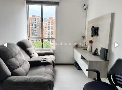 Apartamento en venta en Loma De Los Bernal, Medellín · foto 10 de 15