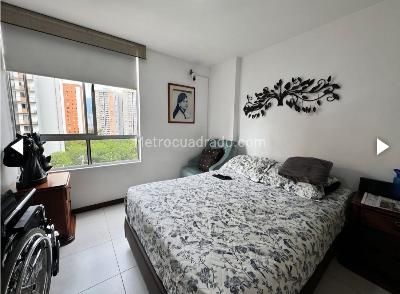 Apartamento en venta en Loma De Los Bernal, Medellín · foto 12 de 15