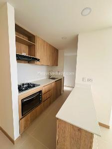 Apartamento de 3 alcobas en venta en Camino Verde, Envigado, 64 m² · foto 3 de 11