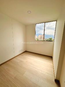 Apartamento de 3 alcobas en venta en Camino Verde, Envigado, 64 m² · foto 4 de 11