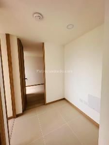 Apartamento de 3 alcobas en venta en Camino Verde, Envigado, 64 m² · foto 6 de 11