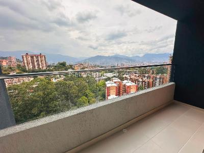 Apartamento de 3 alcobas en venta en Camino Verde, Envigado, 64 m² · foto 9 de 11