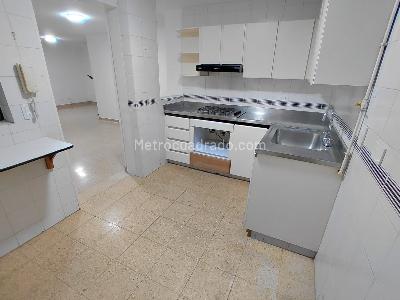 Apartamento de 3 alcobas en venta en Rosales, Medellín, 92 m² · foto 6 de 15