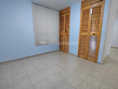 Apartamento de 3 alcobas en venta en Rosales, Medellín, 92 m² · foto 5 de 15