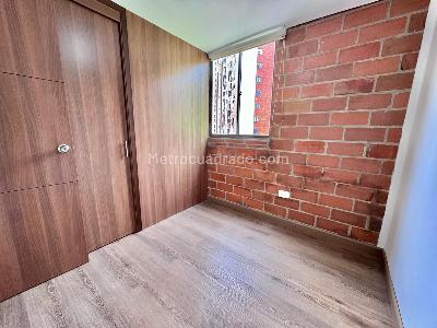 Apartamento en venta en Rodeo Alto, Medellín · foto 4 de 9