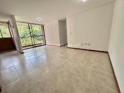 Apartamento en venta en Rodeo Alto, Medellín · foto 2 de 9