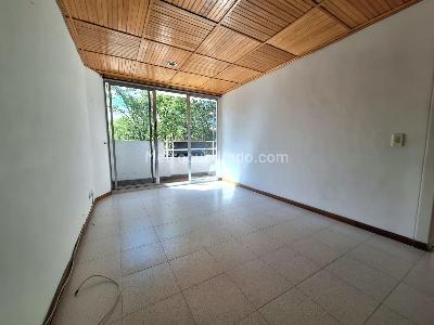 Apartaestudio en venta en Belen Rosales, Medellín, 50 m² · foto 2 de 13