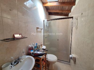 Apartamento de 3 alcobas en venta en Belen La Nubia, Medellín, 70 m² · foto 8 de 12