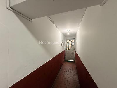 Casa de 5 alcobas en venta en Claret, Bogotá, 110 m² · foto 2 de 20
