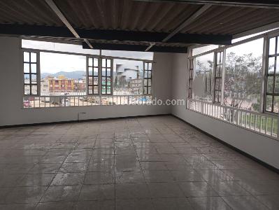 Casa de 4 alcobas en venta en Kennedy Catalina, Bogotá, 350 m² · foto 16 de 20