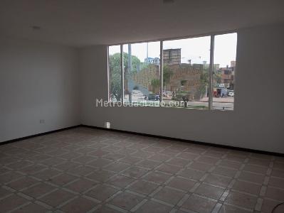 Casa de 4 alcobas en venta en Kennedy Catalina, Bogotá, 350 m² · foto 18 de 20