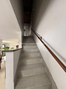 Casa de 3 alcobas en venta en La America, Medellín, 202 m² · foto 6 de 11