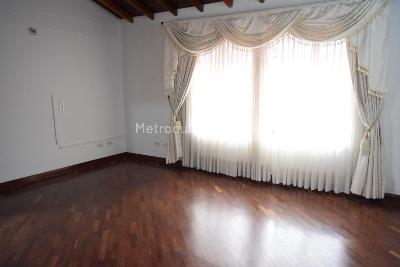 Casa de 3 alcobas en venta en Loma Cola Del Zorro, Medellín, 435 m² · foto 11 de 16