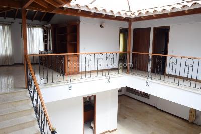 Casa de 3 alcobas en venta en Loma Cola Del Zorro, Medellín, 435 m² · foto 14 de 16