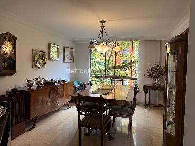 Apartamento de 3 alcobas en venta en El Tesoro, Medellín, 165 m² · foto 7 de 19
