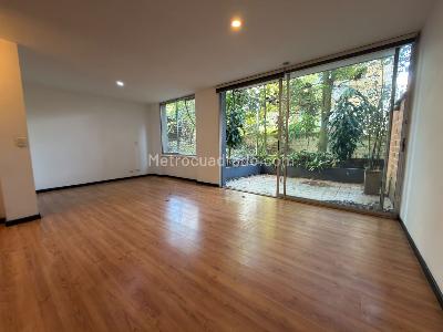 Apartamento de 1 alcoba en venta en El Poblado Provenza, Medellín, 75 m² · foto 2 de 10