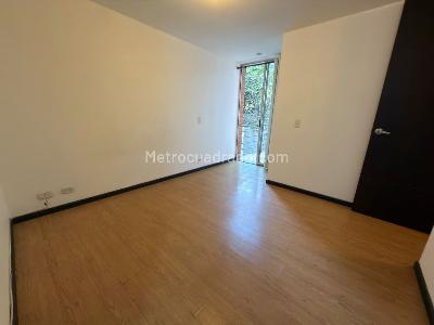 Apartamento de 1 alcoba en venta en El Poblado Provenza, Medellín, 75 m² · foto 9 de 10