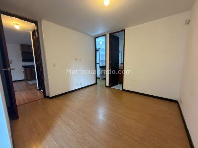 Apartamento de 1 alcoba en venta en El Poblado Provenza, Medellín, 75 m² · foto 4 de 10