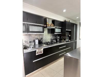 Apartamento de 3 alcobas en venta en Camino Verde, Envigado, 79 m² · foto 4 de 20