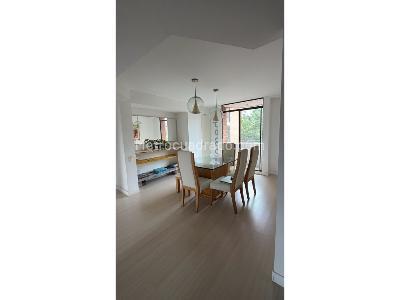 Apartamento de 3 alcobas en venta en San Lucas, Medellín, 158 m² · foto 11 de 18
