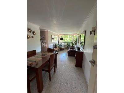 Apartamento de 3 alcobas en venta en Manila, Medellín, 74 m² · foto 13 de 18