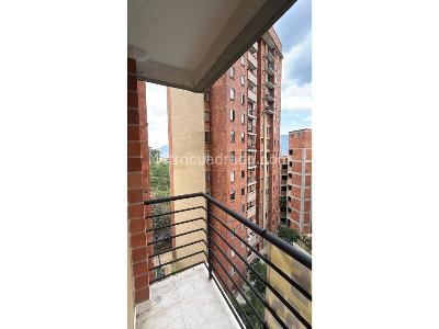 Apartamento de 3 alcobas en venta en Rodeo Alto Belen, Medellín, 58 m² · foto 7 de 17