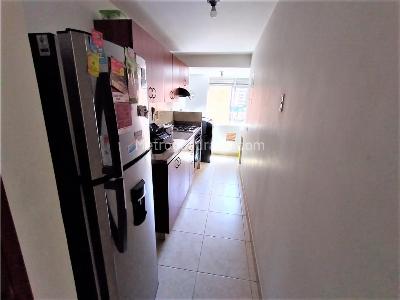 Apartamento de 3 alcobas en venta en Loma De Los Bernal, Medellín, 79 m² · foto 6 de 20