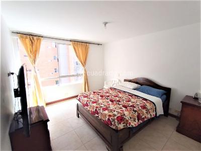 Apartamento de 3 alcobas en venta en Loma De Los Bernal, Medellín, 79 m² · foto 19 de 20