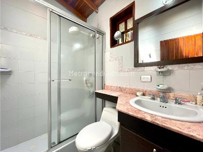 Casa de 4 alcobas en venta en Envigado, Envigado, 194 m² · foto 17 de 20