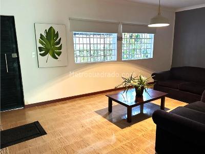 Casa de 5 alcobas en venta en San Joaquin, Medellín, 157 m² · foto 3 de 20