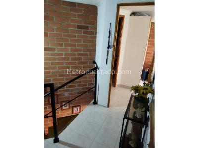 Apartamento de 3 alcobas en venta en Loma Del Indio, Medellín, 110 m² · foto 11 de 20