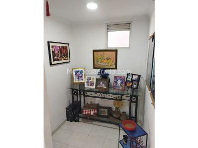 Apartamento de 3 alcobas en venta en Loma Del Indio, Medellín, 110 m² · foto 17 de 20
