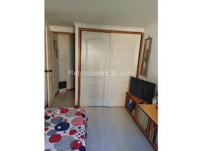 Apartamento de 3 alcobas en venta en Loma Del Indio, Medellín, 110 m² · foto 19 de 20