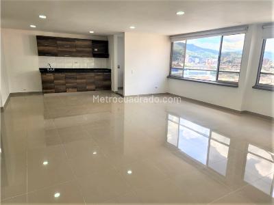 Apartamento de 3 alcobas en venta en Sabaneta, Sabaneta, 119 m² · foto 2 de 19
