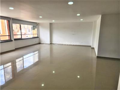Apartamento de 3 alcobas en venta en Sabaneta, Sabaneta, 119 m² · foto 8 de 19