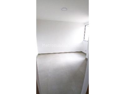 Apartamento en venta en Ditaires, Itagüí · foto 9 de 15