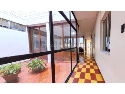 Casa de 5 alcobas en venta en Envigado, Envigado, 517 m² · foto 7 de 16