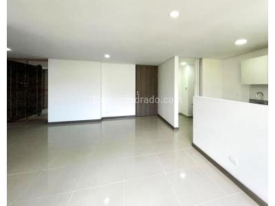 Apartamento de 3 alcobas en venta en Sabaneta, Sabaneta, 85 m² · foto 3 de 10