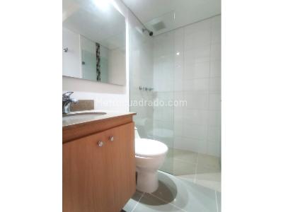 Apartamento de 3 alcobas en venta en Loma De San Jose, Sabaneta, 91 m² · foto 13 de 13